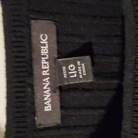 Banana Republic Knit Drsses - Picture 6 of 8